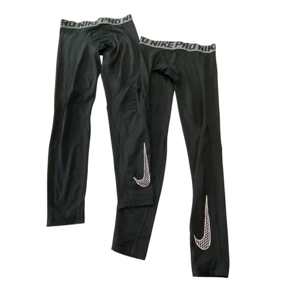 Nike TWO pairs Black Performance compression Leggings Size large - Picture 1 of 6